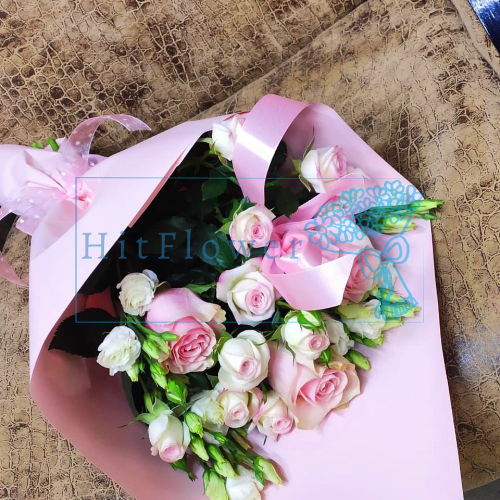 Букет цветов из: Розы